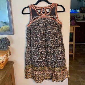 Sz 0, French Connection, casual warm tone layered scoop-neck sleeveless dress